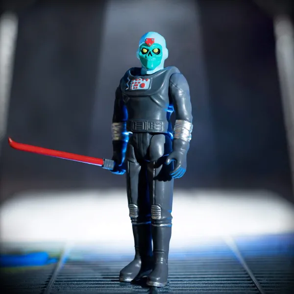 astro_zombies_reaction_fi_4-1.webp Super7 Astro Zombies^Astro Zombies Reaction Figure Wave 2 - Astro Zombie (Black/Silver)