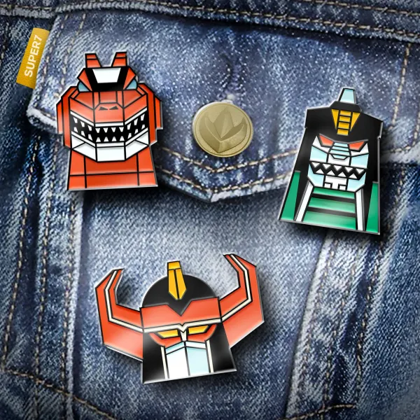 Super7 Mighty Morphin Power Rangers^Mighty Morphin Power Rangers Enamel Pin - Megazord