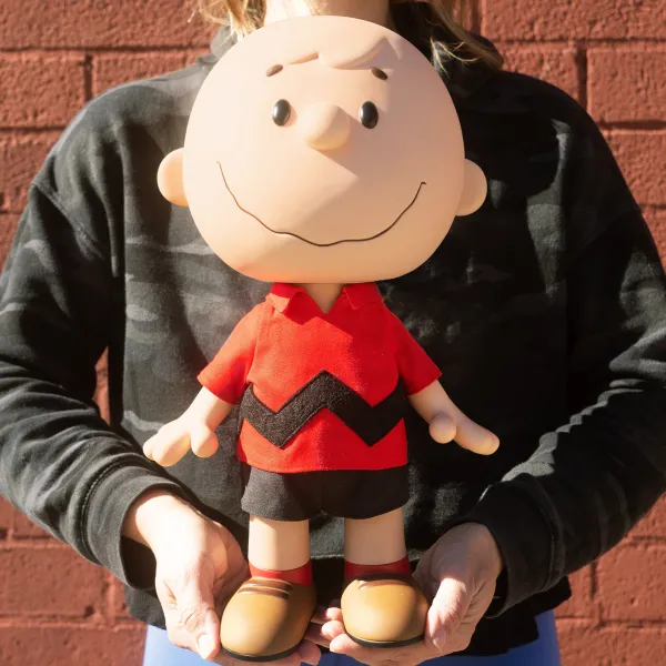 Super7 Peanuts^Peanuts Supersize - Charlie Brown (Red Shirt)