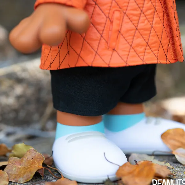 Super7 Peanuts^Peanuts Supersize Vinyl Figure - Franklin Jacket