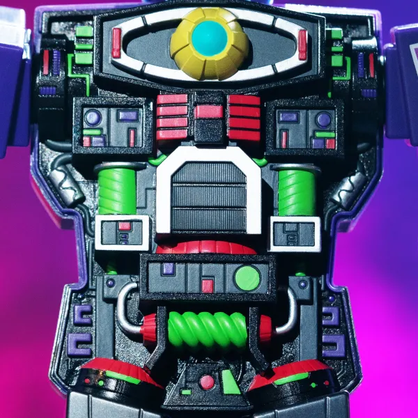 transformers_super_cyborg_6-3.webp Super7 Transformers^Transformers Super Cyborg - Optimus Prime (Shattered Glass Purple)